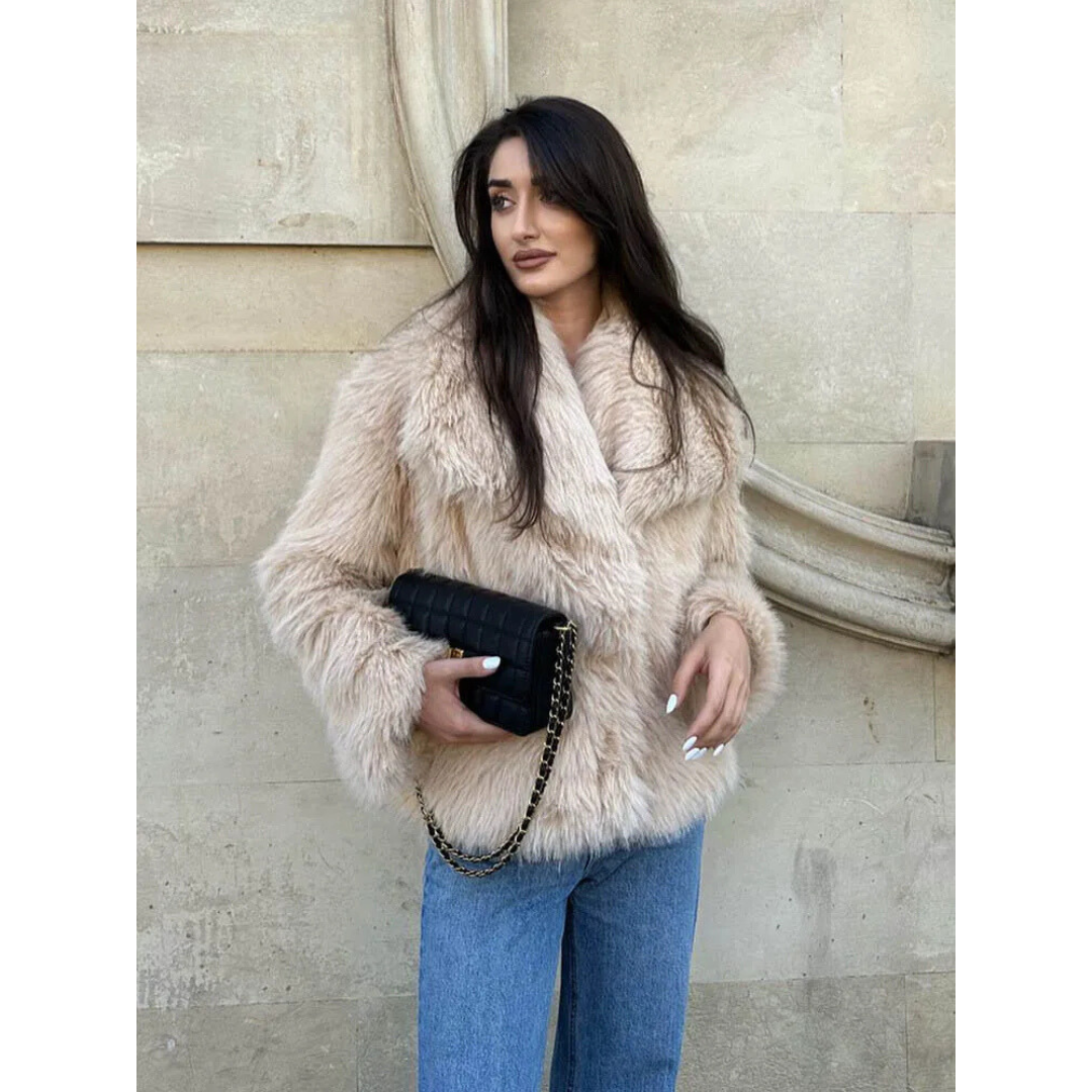 NOVA | ELEGANT PLUSH CROP COAT WITH TUMMY COVERAGE