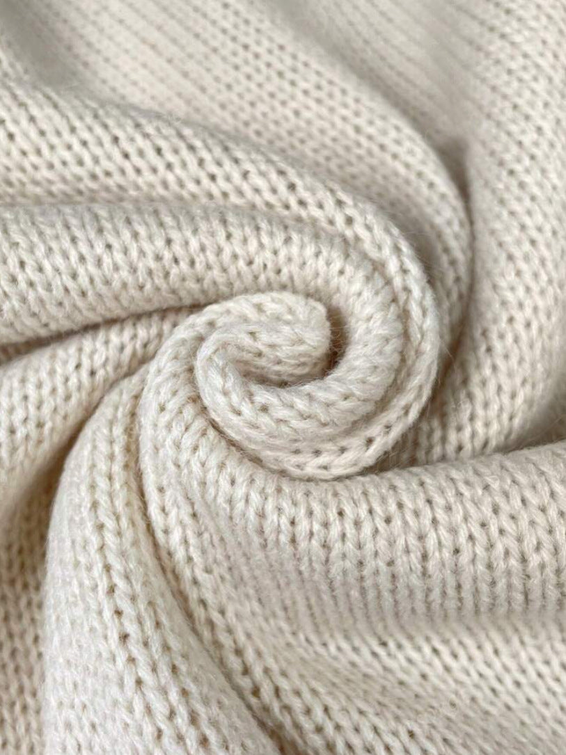 LINDSEY | ELEGANT FLORAL KNIT SWEATER WITH TUMMY COVERAGE