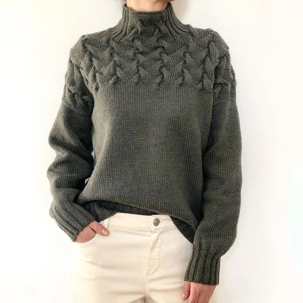 ANTOINETTE | ELEGANT LUXURY TURTLENECK SWEATER