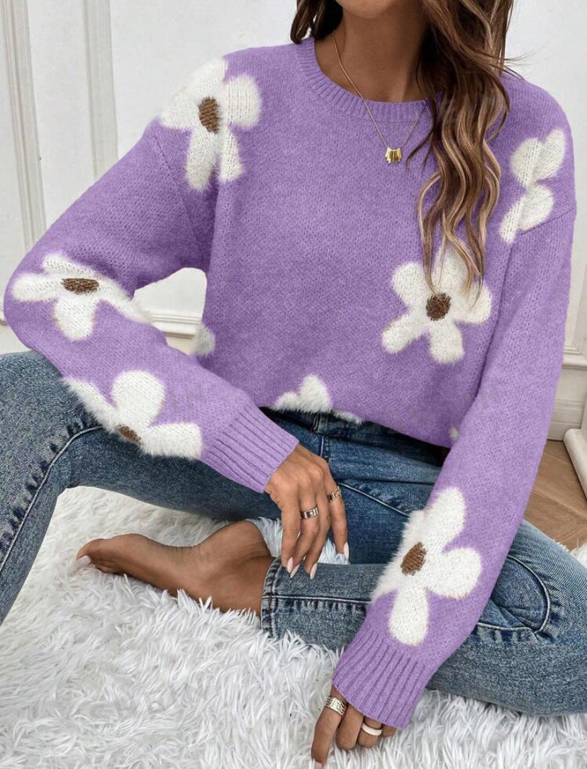 LINDSEY | ELEGANT FLORAL KNIT SWEATER WITH TUMMY COVERAGE