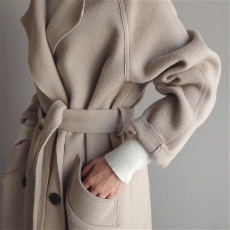 LILY | ELEGANT WINTER COAT WITH TUMMY COVERAGE