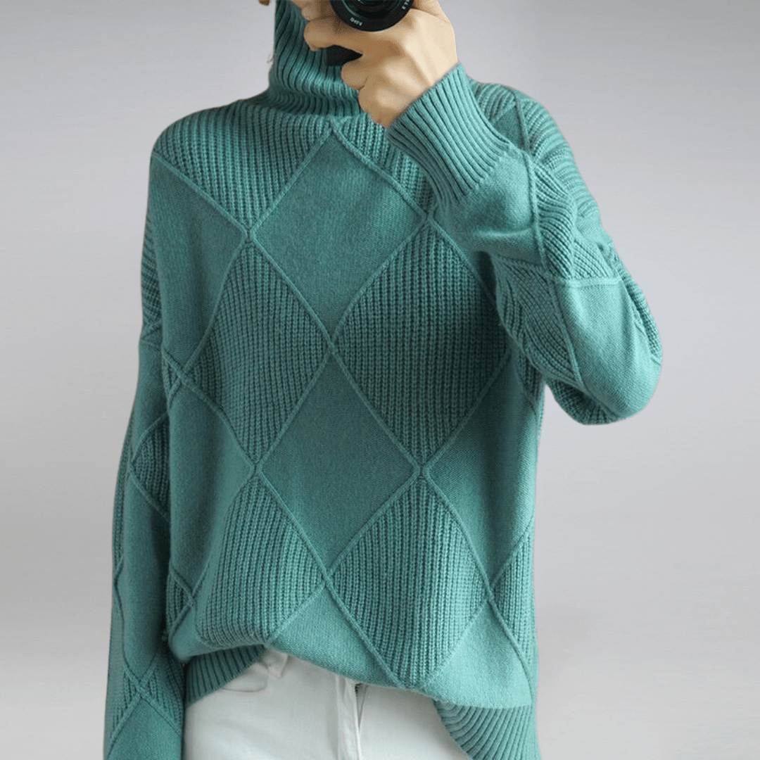 MAXIMA | ELEGANT SOFT CASHMERE TURTLENECK SWEATER