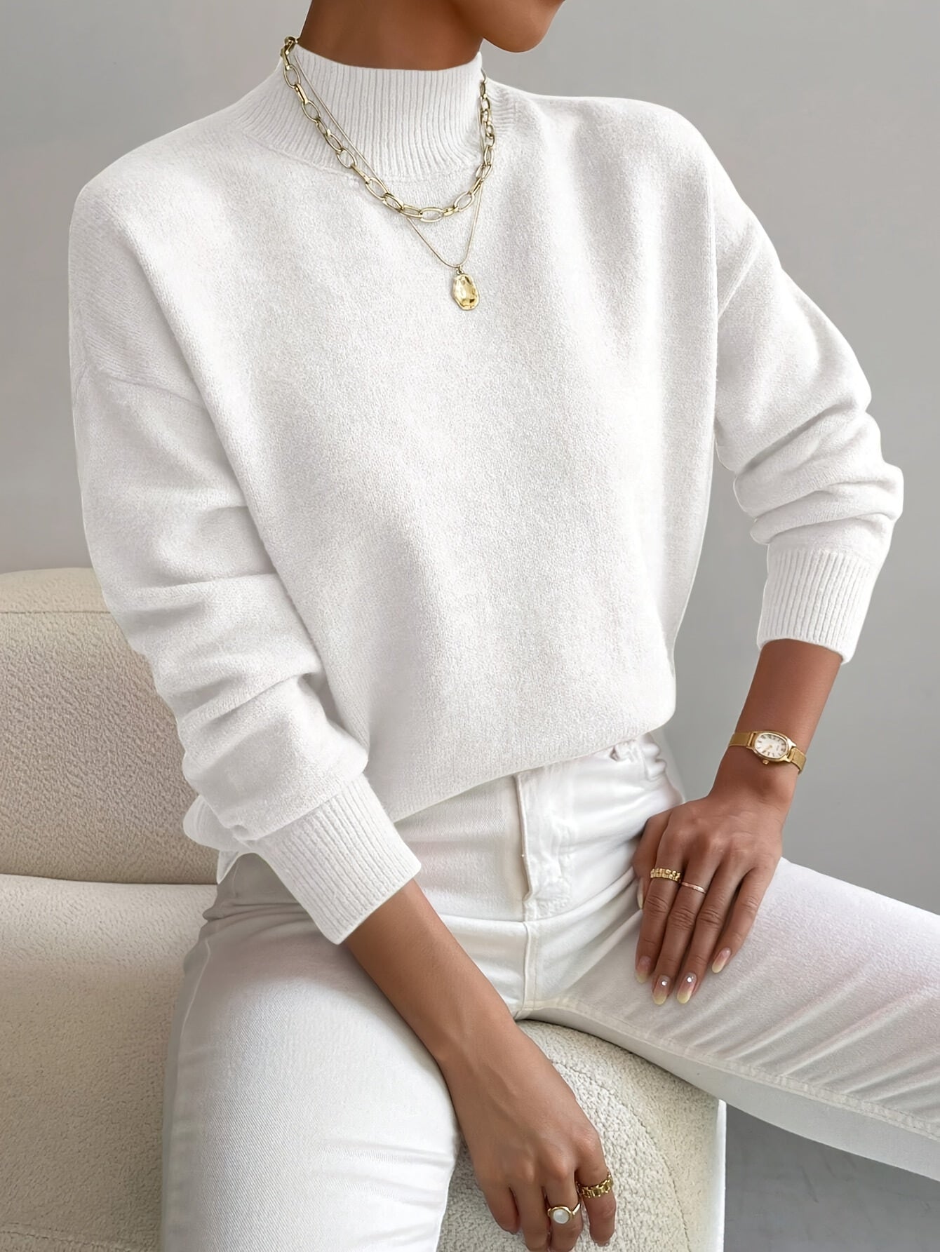 MARIA | LUXURIOUS ELEGANT TURTLENECK SWEATER