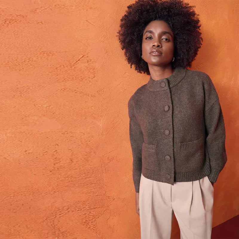 CASSIA | ELEGANT CROPPED KNIT CARDIGAN